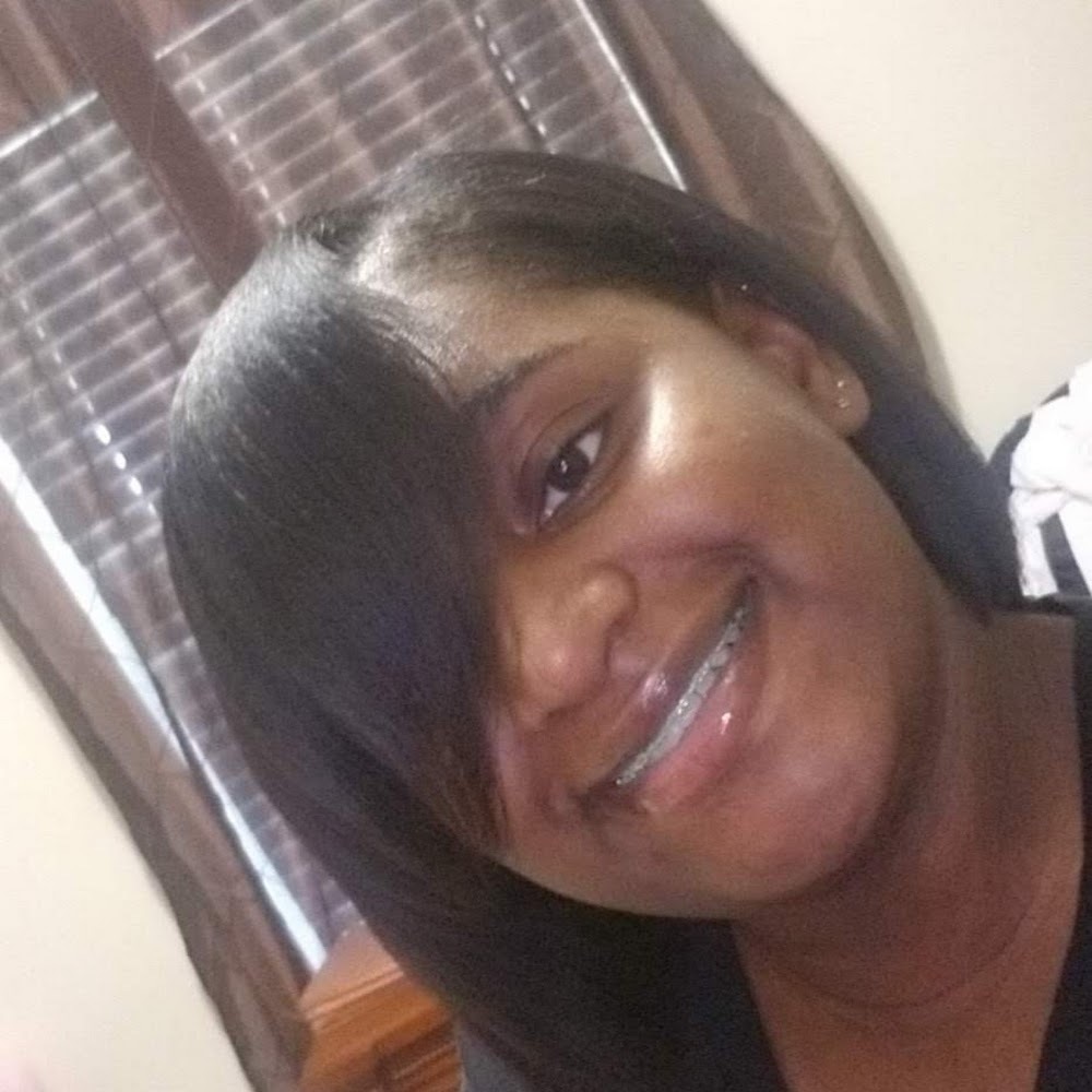 Meet your Posher, Angelique